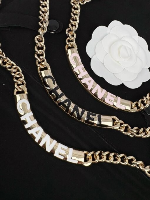 Chanel new style letter enamel thick chain personalized necklace
Pink White Black - Image 3