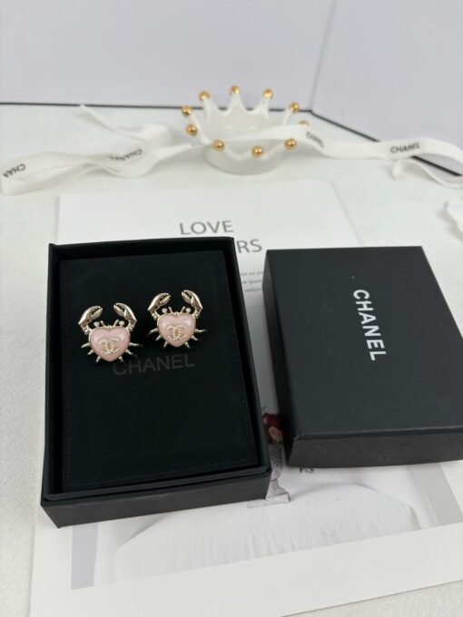 Xiaoxiangfeng pink love high-end exquisite versatile crab earrings - 图片 9