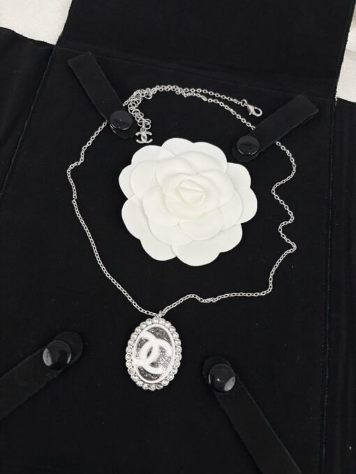 Chanel new style silver full diamond oval pendant necklace