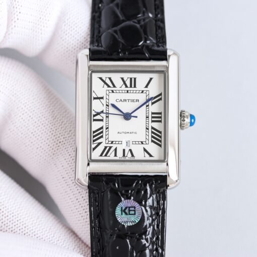 The newatchproduct released Cartier TANK British small tank mechanical version,
Size 27X37,
Stable loading performance zero-repair automatic machinery,
1:1 exquisitely created, the dial is simple and elegant,
Matched with imported calfskin, original folding buckle,
Ladies' classic w - 图片 5