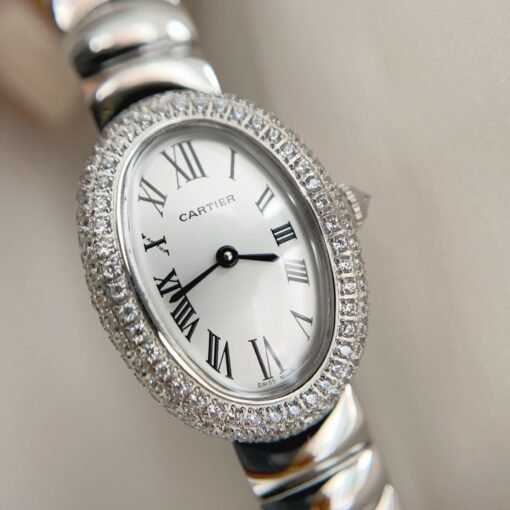 Baignoire-silver color watchith diamonds silver diamonds - Image 2