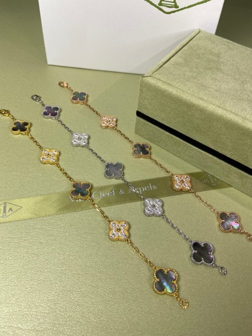 Van Clerk Arpel Bracelet VCA Five-flowered Fritillaria Diamond Bracelet Platinum Gold Rose Gold