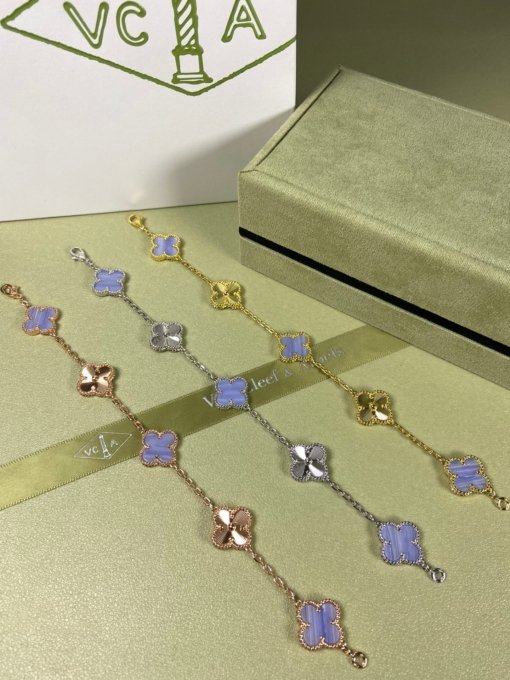Van Cleef Arpels Bracelet VCA Violet Laser Bracelet Platinum Gold Rose Gold
