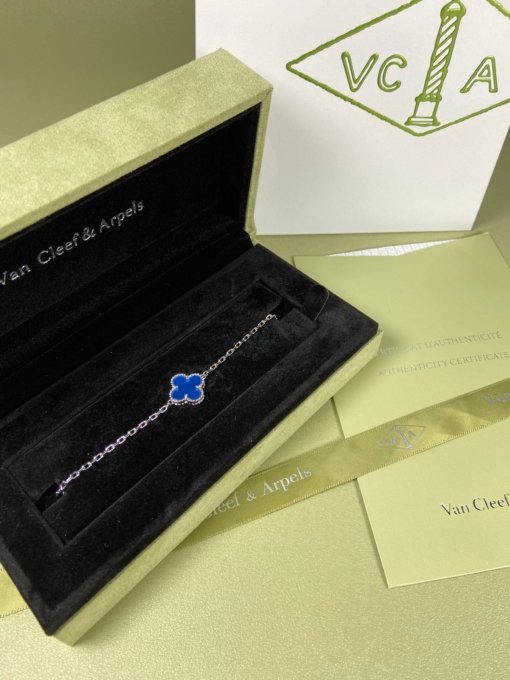 Van Clerk Arpel Bracelet VCA Four-leaf Crop Medium Blue Cedony Bracelet Platinum Gold Rose Gold - 图片 4