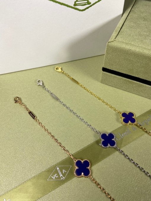 Van Clerk Arpel Bracelet VCA Four-leaf Crop Medium Lapis Lace Bracelet Platinum Gold Rose Gold - Image 2