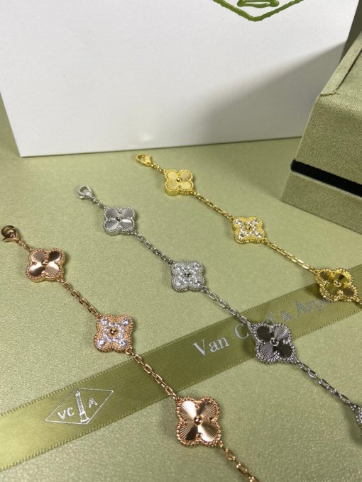 Van Clerk Arpel Bracelet VCA Five-flowered Laser Diamond Bracelet Platinum Gold Rose Gold - Image 3
