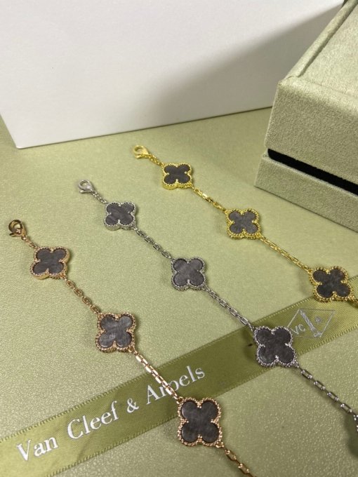 Van Clerk Arpel Bracelet VCA Five Flower Silver Obsidian Bracelet Platinum Gold Rose Gold - Image 2
