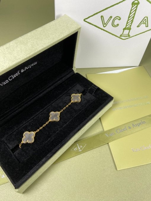 Van Clerk Arpel Bracelet VCA Five Flower Silver Obsidian Bracelet Platinum Gold Rose Gold - Image 6