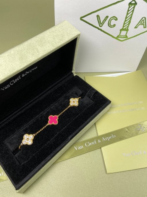 Van Clerk Arpel Bracelet VCA Five-flowered Red Shell Diamond Bracelet Platinum Gold Rose Gold - Image 6