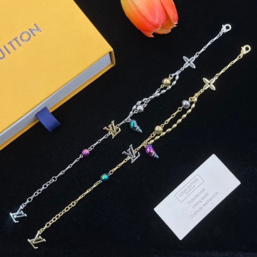 LV New Fashion Bracelet - Image 7