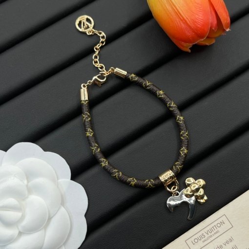LV New Fashion Bracelet - 图片 3