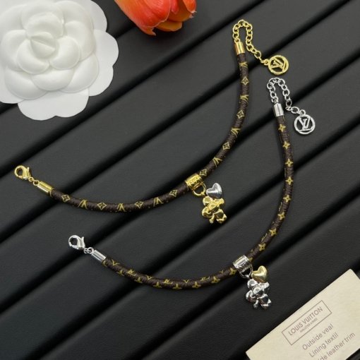 LV New Fashion Bracelet - Image 7