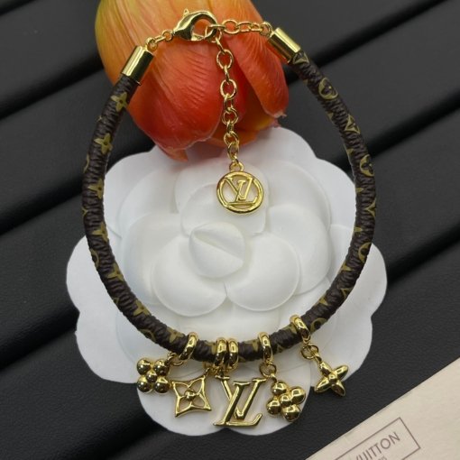 LV New Fashion Bracelet - 图片 5