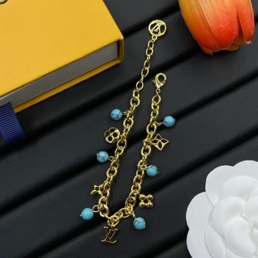 LV New Fashion Bracelet - Image 3