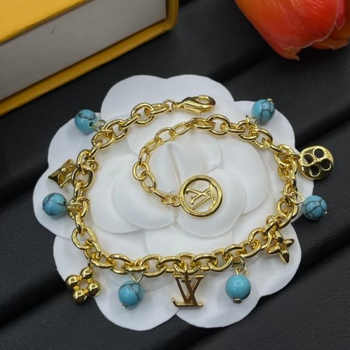 LV New Fashion Bracelet - Image 6