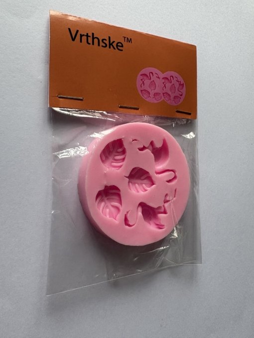 VRTHSKE Flamingo Tropical Leaf Silicone Mold, Monstera Leaves Flower Candy Fondant Cake Mold - Image 5